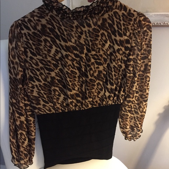 Top - Picture 2 of 2